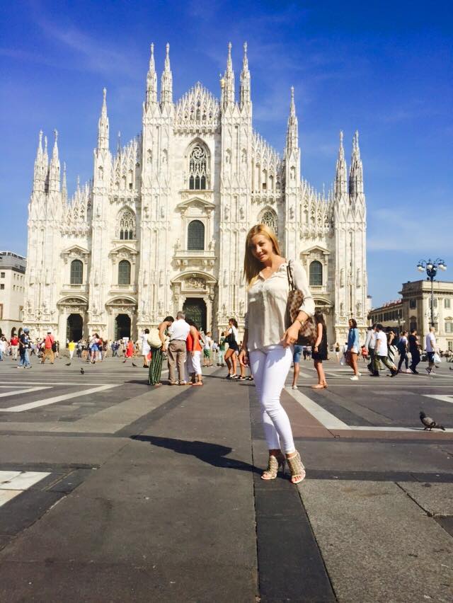 Alice Romain, visiting Duomo di Milano!